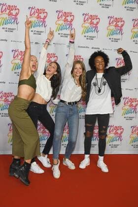 Maike, Flora Li Thieman, Emily Kusche und Alice bei der Premiere Tiger Milch im KIno der Kulturbrauerei in Berlin am 15.08.2017
