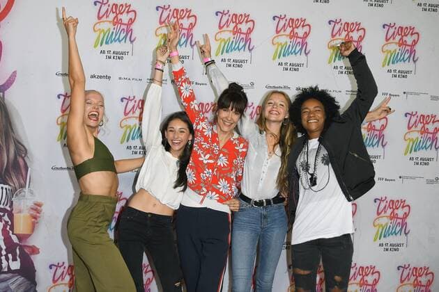 Ute Wieland, Maike, Flora Li Thieman, Emily Kusche und Alice bei der Premiere Tiger Milch im KIno der Kulturbrauerei in Berlin am 15.08.2017