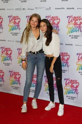 Emily Kusche und Flora Li Thiemann - Premiere des Kinofilms TIGER MILCH im Kino der Kulturbrauerei in Berlin am 15.08.2017. Premiere Tiger Milch