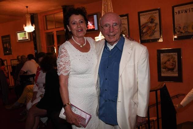 Horst Sachtleben und Pia Hänggi Premiere Aufguss Komödie im Bayerischen Hof Theater München 15. August 2017