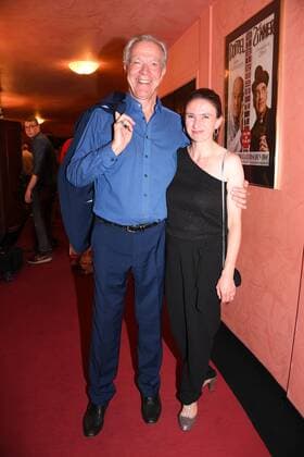 Dirk Galuba mit Freundin Maria Premiere Aufguss Komödie im Bayerischen Hof Theater München 15. August 2017
