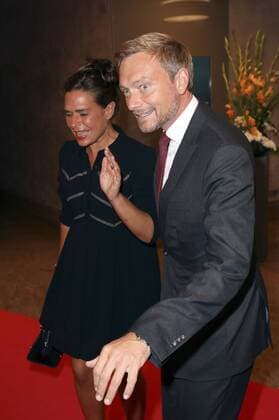 Christian Lindner und Ehefrau Dagmar Rosenfeld-Lindner bei der 10. GRK Golf Charity Masters Gala 2017 im Hotel The Westin. Leipzig, 19.08.2017 Foto:xS.xGabschx xFuturexImage