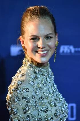 Alicia von RITTBERG (Schauspielerin), Einzelbild,angeschnittenes Einzelmotiv, Portraet,Portrait,Porträt. Filmpremiere JUGEND OHNE GOTT. Roter Teppich,Red Carpet am 21.08.2017.