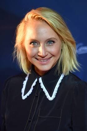 Anna Maria MUEHE (Schauspielerin), Einzelbild,angeschnittenes Einzelmotiv,Portraet,Portrait,Porträt. Filmpremiere JUGEND OHNE GOTT. Roter Teppich,Red Carpet am 21.08.2017.