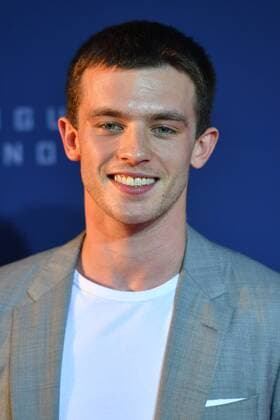 Jannis NIEWOEHNER (Schauspieler), Einzelbild,angeschnittenes Einzelmotiv, Portraet,Portrait,Porträt. Filmpremiere JUGEND OHNE GOTT. Roter Teppich,Red Carpet am 21.08.2017.