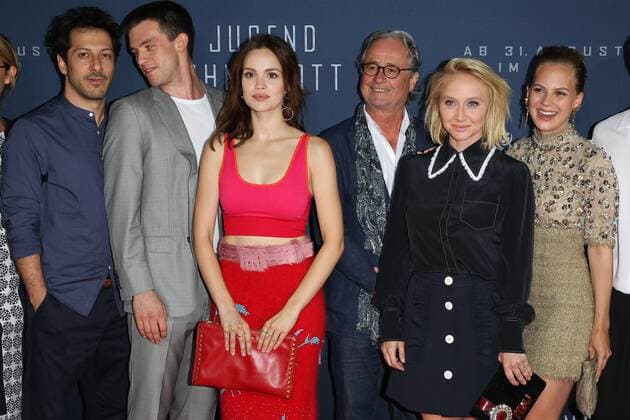Fahri Yardim, Jannis Niewoehner, Emilia Schuele, Ulli Aselmann, Anna Maria Muehe, Alicia von Rittberg, Filmpremiere von Jugend ohne Gott im Mathaeser Filmpalast in Muenchen am 21.08.2017