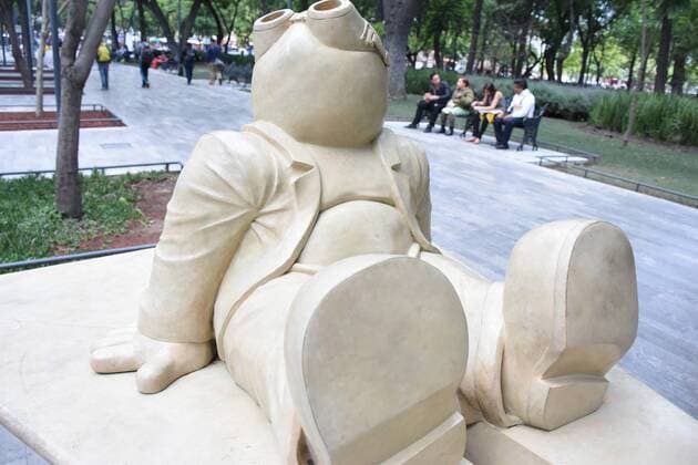 August 21, 2017 - Mexico City, Mexico, Mexico - The sculptor Rodrigo de la Sierra show his exhibition Timo between the people 15 bronze sculptures exhibited at the Alameda Central on August 21, 2017 in Mexico City, Mexico. The exhibition to will be available until 30 August 2017. Mexico City Mexico  - ZUMAn230 20170821_zaa_n230_397 Copyright: xCarlosxTischlerx