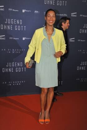 Annabelle Mandeng Ankunft zur Premiere Jugend ohne Gott im Kino Zoo Palast in Berlin, am 22.08.2017