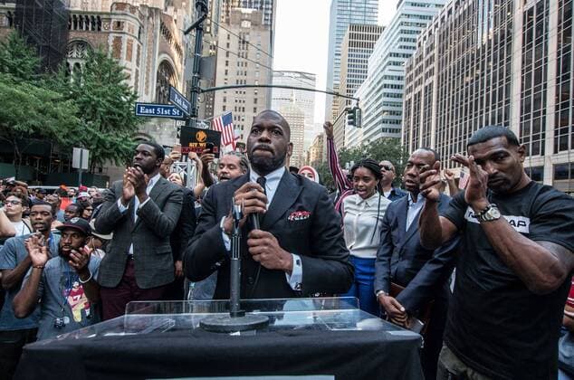 August 23, 2017 - New York City, New York, United States of America - Steven Greene. New Yorkers rallied behind now-unsigned NFL player Colin Kaepernick who has remained seated during the singing of the US National Anthem since 2016. Kaepernick has stated I am not going to stand up to show pride in a flag for a country that oppresses black people and people of color.Ã¢â‚¬Â Kaepernick exercised his free agency option with the San Francisco 49ers and remains unsigned, which some see as a sign of a blacklisting in the NFL. Calls against Verizon were also made due to its 130 million in advertising with the NFL. New York City United States of America - ZUMAb160 20170823_zbp_b160_032 Copyright: xSachellexBabbarx