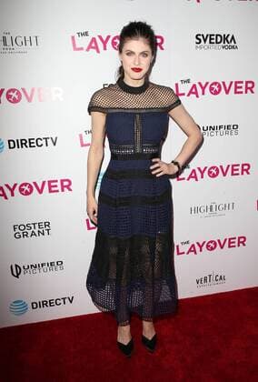 220086 AdMedia Starface 2017-08-30 CA Hollywood Etats-Unis 23 August 2017 - Hollywood, California - Alexandra Daddario. Premiere Of DIRECTV And Vertical Entertainment s The Layover held at ArcLight Hollywood. Photo Credit: Faye Sadou AdMedia  Copyright: xAdMediax STAR_220086_012