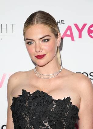 August 23, 2017 - Hollywood, CA, U.S. - 23 August 2017 - Hollywood, California - Kate Upton. Premiere Of DIRECTV And Vertical Entertainment s The Layover held at ArcLight Hollywood. Photo Credit: Faye Sadou AdMedia Hollywood U.S. - ZUMAa123 20170823_zaa_a123_071 Copyright: xFayexSadouAdmediax