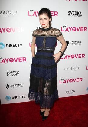 August 23, 2017 - Hollywood, CA, U.S. - 23 August 2017 - Hollywood, California - Alexandra Daddario. Premiere Of DIRECTV And Vertical Entertainment s The Layover held at ArcLight Hollywood. Photo Credit: Faye Sadou AdMedia Hollywood U.S. - ZUMAa123 20170823_zaa_a123_086 Copyright: xFayexSadouAdmediax