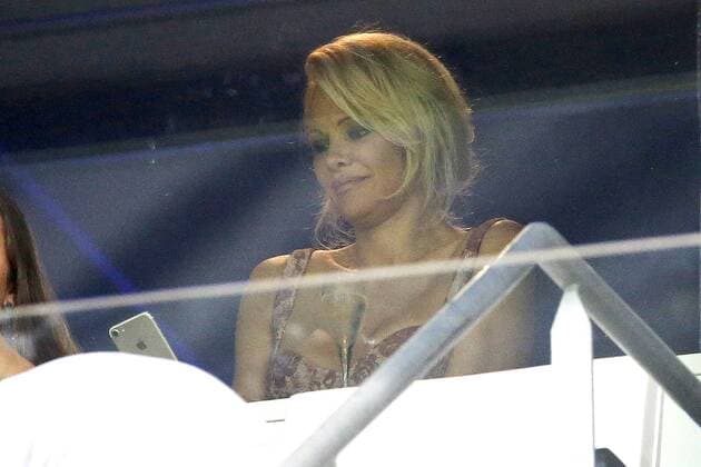The French player Adil Rami came out on injury in the 25th minute of the match between OM and Domzale. Right after the match, the OM defender was joined by American actress Pamela Anderson. The companion of the French player attended, Thursday evening, for the first time, a match at the Vélodrome, Marseille, France. Pamela Anderson Marseille France  541727