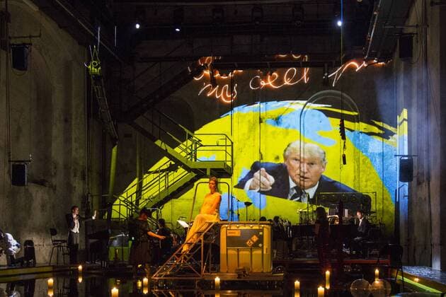 SPERRFRIST EMBARGO, Kein Licht, Ruhrtriennale, Duisburg, Germany SPERRFRIST EMBARGO bis to 8:00pm, 25 August 2017 Duisburg, Germany. 22 August 2017. Pictured: Olivia Vermeulen. Dress rehearsal of the Ruhrtriennale world premiere Kein Licht, a Thinkspiel by Philippe Manoury and Nicolas Stemann. Adapted from the stage play Kein Licht. by Elfriede Jelinek. Performances run at the Gebläsehalle at Landschaftspark Nord in Duisburg from 25 August to 3 September 2017. Actors: Caroline Peter and Niels Bormann, Opera singers: Christina Daletska, Lionel Peintre, Sarah Sun and Olivia Vermeulen. Only for editorial use in connection with Ruhrtriennale reporting
