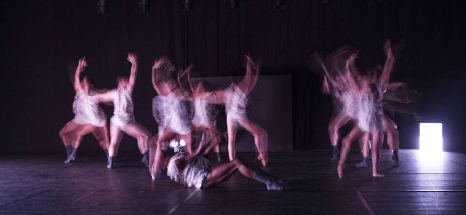 EMBARGO SPERRFRIST Three Stages by Richard Siegal, Ruhrtriennale, PACT Zollverein, Essen, Germany SPERRFRIST EMBARGO bis to 7:00pm, 25 August 2017 Essen, Germany, 23 August 2017. Dancers performing the section Model . American choreographer Richard Siegal presents Three Stages: Model , In Medias Res and as a world premiere El Dorado at PACT Zollverein for the Ruhrtriennale cultural festival 2017. For editorial use only in connection with Ruhrtriennale reporting