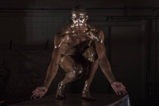 EMBARGO SPERRFRIST Three Stages by Richard Siegal, Ruhrtriennale, PACT Zollverein, Essen, Germany SPERRFRIST EMBARGO bis to 7:00pm, 25 August 2017 Essen, Germany, 23 August 2017. Corey Scott-Gilbert in El Dorado. American choreographer Richard Siegal presents Three Stages: Model , In Medias Res and as a world premiere El Dorado at PACT Zollverein for the Ruhrtriennale cultural festival 2017. For editorial use only in connection with Ruhrtriennale reporting