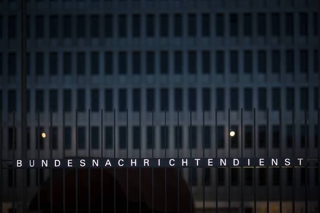 Aufnahme des Schriftzuges Bundesnachrichtendienst am Haupttor der neuen Zentrale vom Bundesnachrichtendienst (BND) auf der Chausseestrasse in Berlin, 23.08.2017. Berlin Deutschland Copyright: xFlorianxGaertner photothek.netx