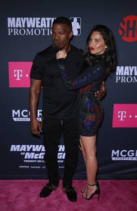 August 26, 2017 - Las Vegas, NV, U.S. - 26 August 2017 - Las Vegas, NV - Jamie Foxx, Olivia Munn. Mayweather vs McGregor pre-fight VIP Red Carpet at T-Mobile Arena. Credit: mjt AdMedia Las Vegas U.S. - ZUMAa123 20170826_zaa_a123_212 Copyright: xMjtAdmediax