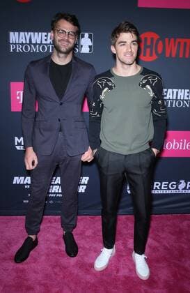 August 26, 2017 - Las Vegas, NV, U.S. - 26 August 2017 - Las Vegas, NV - The Chainsmokers. Mayweather vs McGregor pre-fight VIP Red Carpet at T-Mobile Arena. Credit: mjt AdMedia Las Vegas U.S. - ZUMAa123 20170826_zaa_a123_250 Copyright: xMjtAdmediax