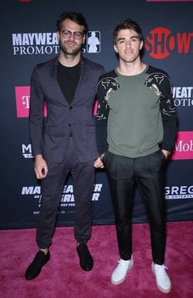 August 26, 2017 - Las Vegas, NV, U.S. - 26 August 2017 - Las Vegas, NV - The Chainsmokers. Mayweather vs McGregor pre-fight VIP Red Carpet at T-Mobile Arena. Credit: mjt AdMedia Las Vegas U.S. - ZUMAa123 20170826_zaa_a123_256 Copyright: xMjtAdmediax