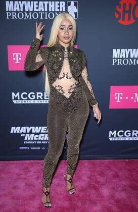 August 26, 2017 - Las Vegas, NV, U.S. - 26 August 2017 - Las Vegas, NV - Cardi B. Mayweather vs McGregor pre-fight VIP Red Carpet at T-Mobile Arena. Credit: mjt AdMedia Las Vegas U.S. - ZUMAa123 20170826_zaa_a123_261 Copyright: xMjtAdmediax