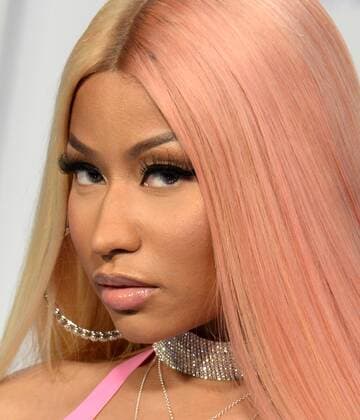 Nicki Minaj arrives for the 34th annual MTV Video Music Awards at The Forum in Inglewood, California on August 27, 2017.  LAP201708270352 JIMxRUYMEN