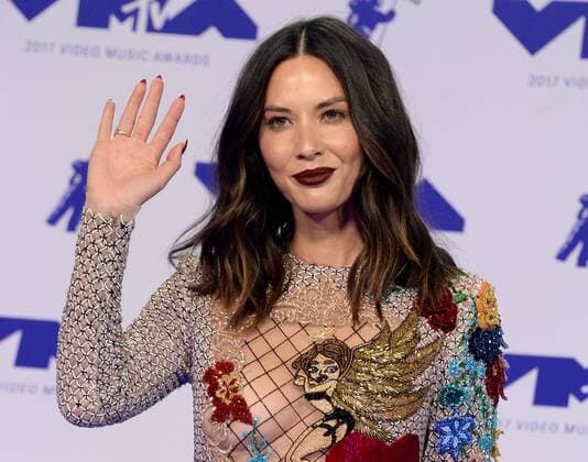 Olivia Munn arrives for the 34th annual MTV Video Music Awards at The Forum in Inglewood, California on August 27, 2017.  LAP201708270398 JIMxRUYMEN