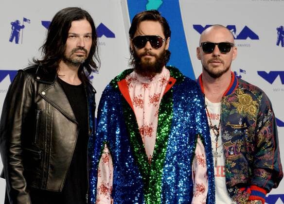 (L-R) Tomo Milicevic, Jared Leto and Shannon Leto of Thirty Seconds to Mars arrive for the 34th annual MTV Video Music Awards at The Forum in Inglewood, California on August 27, 2017.  LAP201708270406 JIMxRUYMEN