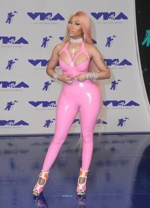 220133 Birdie Thompson AdMedia Starface 2017-08-27 CA Los Angeles Etats-Unis 2017 MTV Video Music Awards a Los Angeles. 27 August 2017 - Los Angeles, California - Nicki Minaj. 2017 MTV Video Music Awards held at The Forum in Los Angeles. Photo Credit: Birdie Thompson AdMedia  Copyright: xBirdiexThompson AdMediax STAR_220133_003
