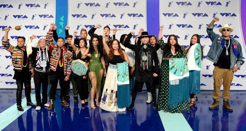 Taboo of The Black Eyed Peas (C) arrives for the 34th annual MTV Video Music Awards at The Forum in Inglewood, California on August 27, 2017.  LAP201708270569 JIMxRUYMEN