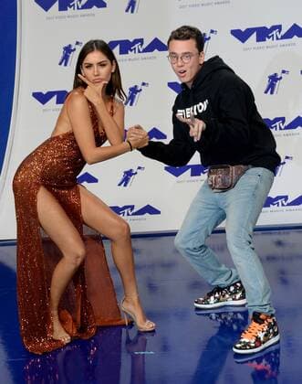 Jessica Andrea (L) and Logic arrive for the 34th annual MTV Video Music Awards at The Forum in Inglewood, California on August 27, 2017.  LAP201708270627 JIMxRUYMEN