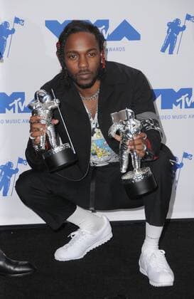 August 27, 2017 - Los Angeles, CA, U.S. - 27 August 2017 - Los Angeles, California - Kendrick Lamar. 2017 MTV Video Music Awards - Press Room, held at The Forum in Los Angeles. Photo Credit: AdMedia Los Angeles U.S. - ZUMAa123 20170827_zaa_a123_708 Copyright: xBirdiexThompsonx