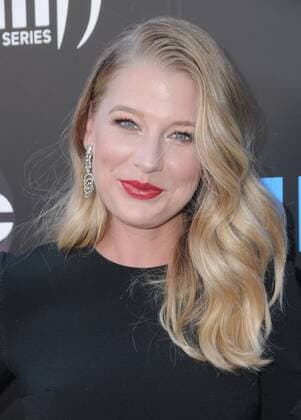 August 28, 2017 - Universal City, CA, U.S. - 28 August 2017 - Universal City, California - Ellen Woglom. IMAX Marvel s Inhumans World Premiere held at Universal Citywalk in Universal City. Photo Credit: AdMedia Universal City U.S. - ZUMAa123 20170828_zaa_a123_025 Copyright: xBirdiexThompsonx