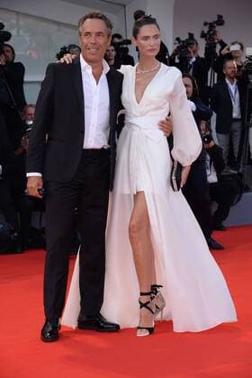 Mostra. 74eme Festival International du Cinema de Venise. Ouverture avec la presentation du film Downsizing . 74eme Festival International du Cinema de Venise.74th Mostra. Downsizing Red carpet .Bianca Balti . 220218 Degun Starface 2017-08-30 Venise Italie  Copyright: xDegunx xStarfacex STAR_220218_010