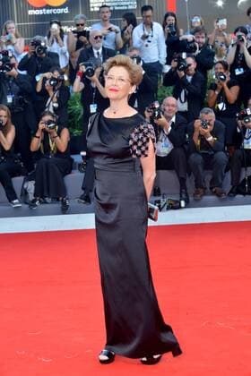74th Venice Film Festival 2017, Red Carpet Downsizing . Pictured: Annette Bening  Copyright: xSimonexComi Veneziax xIPAx xVeneziax