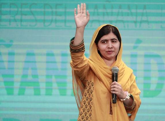 Berühmte Feministinnen, Malala Yousafzai August 31, 2017 - EUM20170831NAC22.JPG.CIUDAD DE MEXICO.- Malala-Visita.- La ganadora del Premio Nobel de la Paz, Malala Yousafzai, senalo que el odio es inaceptable al referirse al muro fronterizo que planea construir el presidente de Estados Unidos, Donald Trump, en la frontera de su pais con Mexico, durante su presentacion en el Tec de Monterrey, el jueves 31 de agosto de 2017. Foto: Agencia EL UNIVERSAL RCC.  - ZUMAu78_ 20170831_zaf_u78_086 Copyright: xAlejandraxLeyvax