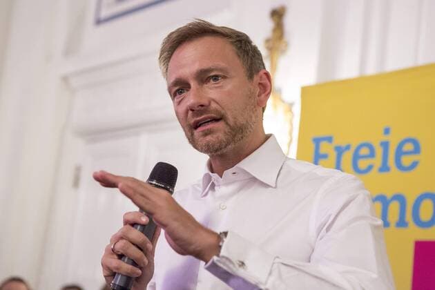 Deutsche Parteien: FDP. Wiedereinzug in den Bundestag 2017 Wahlkampfveranstaltung der FDP mit Christian Lindner am 1. September 2017 im Hotel Atlantic in Hamburg. Bundestagswahl 2017: Christian Lindner in Hamburg