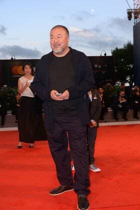 74eme Festival International du Cinema de Venise.74th Mostra. Human flow Red carpet .Ai Weiwei. 220288 Degun Starface 2017-09-01 Venise Italie Weiwei, Ai  Copyright: xDegunx xStarfacex STAR_220288_013