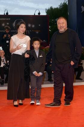 74eme Festival International du Cinema de Venise.74th Mostra. Human flow Red carpet .Ai Weiwei. 220288 Degun Starface 2017-09-01 Venise Italie Weiwei, Ai  Copyright: xDegunx xStarfacex STAR_220288_018