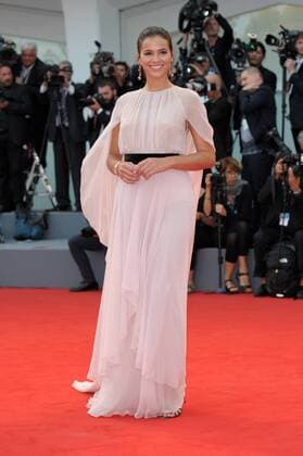 74th Venice Film Festival, Red carpet film Suburbicon pictured : Bruna Marquezine  Copyright: xAlbertoxTerenghi Veneziax2017x x xVeneziax
