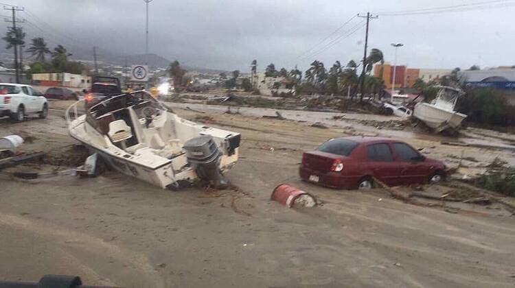 General view of the effects due to the passage of the tropical storm lidia, in the Cabos, Low California, Mexico, 03 September 2017. Mexico s President Enrique Pena Nieto traveled to the state of Baja California Sur yesterday to assess the damage caused by Lidia, which has already been degraded to tropical depression, and confirmed that there are six deaths due to its passage through the northwest of the country as a storm tropical. Six deaths by tropical storm Lidia and millionaire losses in Peninsula of Baja California !ACHTUNG: NUR REDAKTIONELLE NUTZUNG!  Copyright: xCarlosxCaboyox MEX02 20170903-636400717218082624