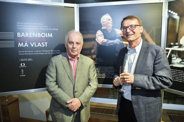 Argentine-Israeli conductor Daniel Barenboim (left) and Czech director Martin Suchanek pose during the premiere of their documentary film named Barenboim: Smetana - Ma vlast (Barenboim: Smetana - My Homeland), in Prague, Czech Republic, on September 5, 2017. (CTKxPhoto MichalxDolezal) CTKPhotoP201709050992701  dol 003