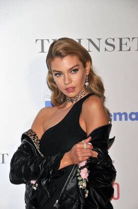 74th Venice Film Festival 2017 Red carpet film Io si tu no Pictured Stella Maxwell  Copyright: xCamillaxMorandi Veneziax xIPAx xVeneziax