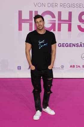 Leonard Freier - Weltpremiere von High SOCIETY im CineStar SONY CENTER am Potsdamer Platz in Berlin am 05.09.2017. Weltpremiere HIGH SOCIETY