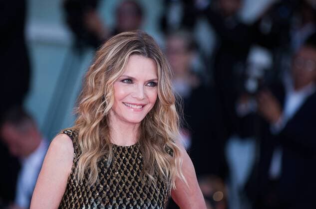 (170906) -- VENICE, Sept. 6, 2017 -- Actress Michelle Pfeiffer attends the premiere of the movie Mother! at the 74th Venice Film Festival in Venice, Italy, Sept. 5, 2017. ) (yk) ITALY-VENICE-FILM FESTIVAL- MOTHER! -PREMIERE JinxYu 