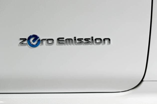 The new Nissan LEAF on display during a World Premiere event at Makuhari Messe Convention Center on September 6, 2017, Chiba, Japan. Hiroto Saikawa, Nissan President and CEO, introduced the new model LEAF which has an extended range of 400km per charge and includes Nissan s ProPILOT autonomous driving technology. The zero emission vehicle will be available in Japan from October 2nd and in the US, Canada and Europe from January 2018.  (gxta_nissanleafworldpremiere043)