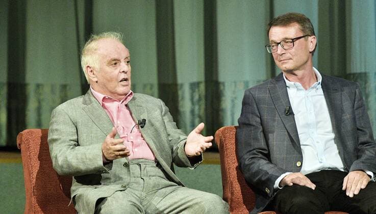 Argentine-Israeli conductor Daniel Barenboim (left) and Czech director Martin Suchanek take part in the discussion within the premiere of their documentary film named Barenboim: Smetana - Ma vlast (Barenboim: Smetana - My Homeland), in Prague, Czech Republic, on September 5, 2017. (CTKxPhoto MichalxDolezal) CTKPhotoP201709050976601  dol 006