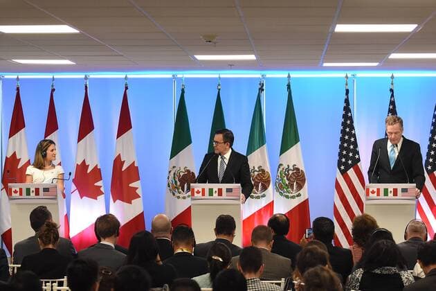 September 5, 2017 - Mexico City, Mexico, Mexico - (L to R) Chrystia Freeland, Minister of Foreign Affairs of Canada, Mexico s Secretary of Economy Ildefonso Guajardo Villarreal, United States Trade Representative Robert Lighthizer are seen during his speech at meeting with the media as part of the Second Round of NAFTA Negotiations on September 05, 2017 in Mexico City, Mexico Mexico City Mexico  - ZUMAn230 20170905_zaa_n230_470 Copyright: xCarlosxTischlerx
