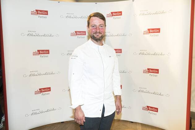 Berliner Meisterkoch 2017 Sebastian Frank vom Restaurant Horvath bei der Preisvergabe der Berliner Meisterkoeche 2017 beim Data Space in Berlin am 6. September 2017. Preisvergabe der Berliner Meisterkoeche 2017