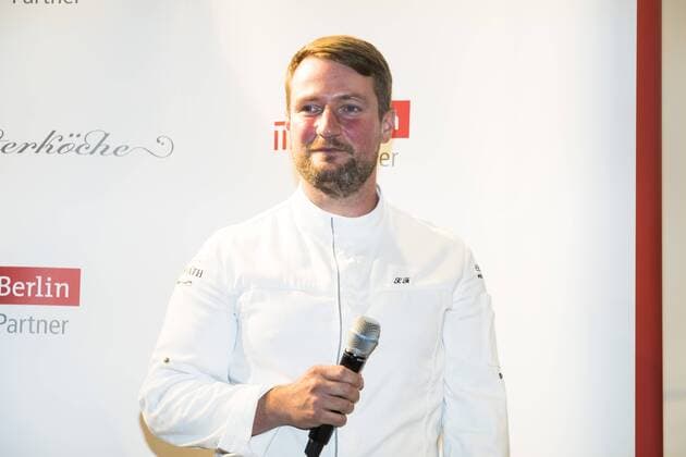 Berliner Meisterkoch 2017 Sebastian Frank vom Restaurant Horvath bei der Preisvergabe der Berliner Meisterkoeche 2017 beim Data Space in Berlin am 6. September 2017. Preisvergabe der Berliner Meisterkoeche 2017